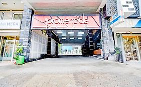 Hotel Promenade Cihampelas